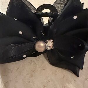 Elegant Black Polka Dot Hair Clip